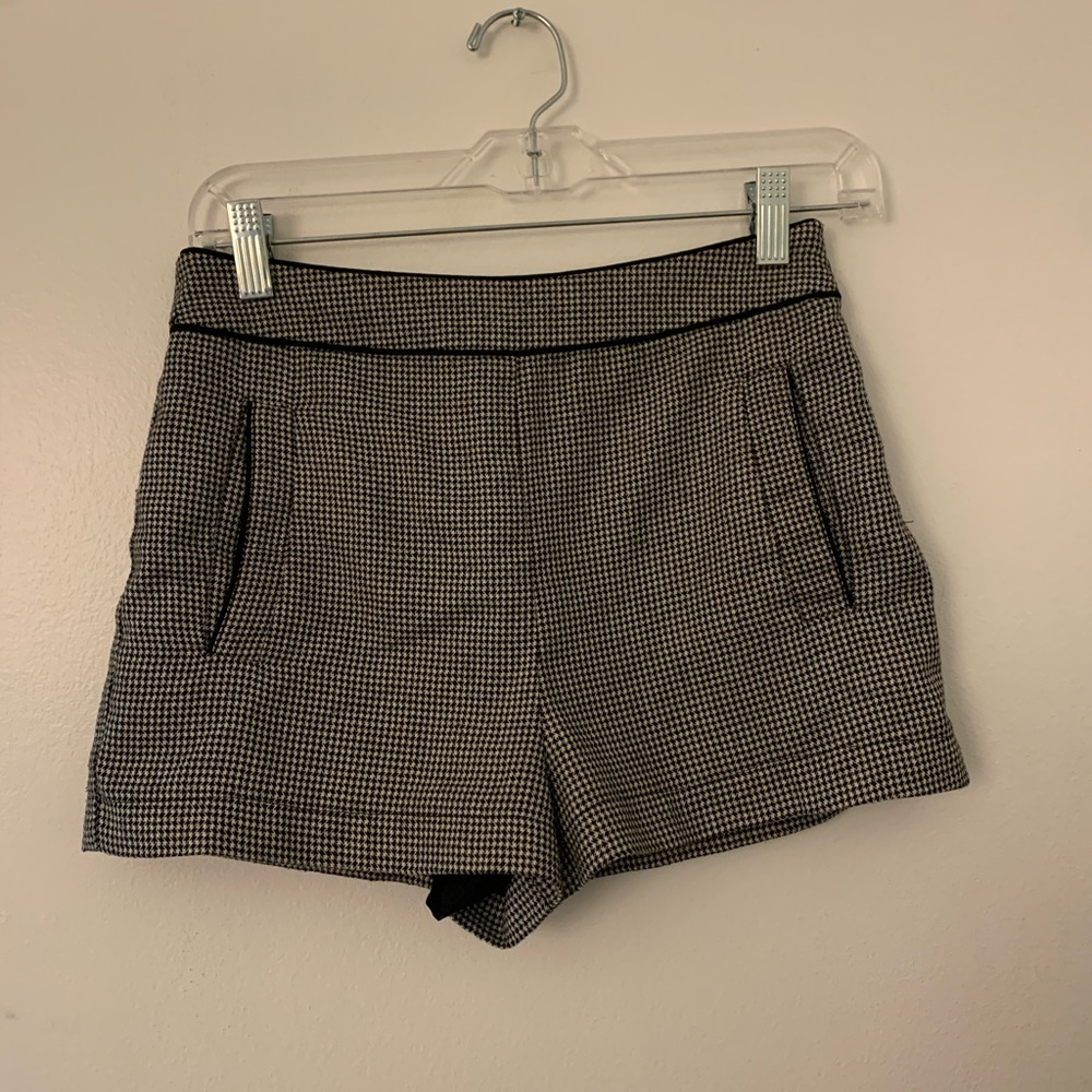 Forever21 black and white gingham shorts